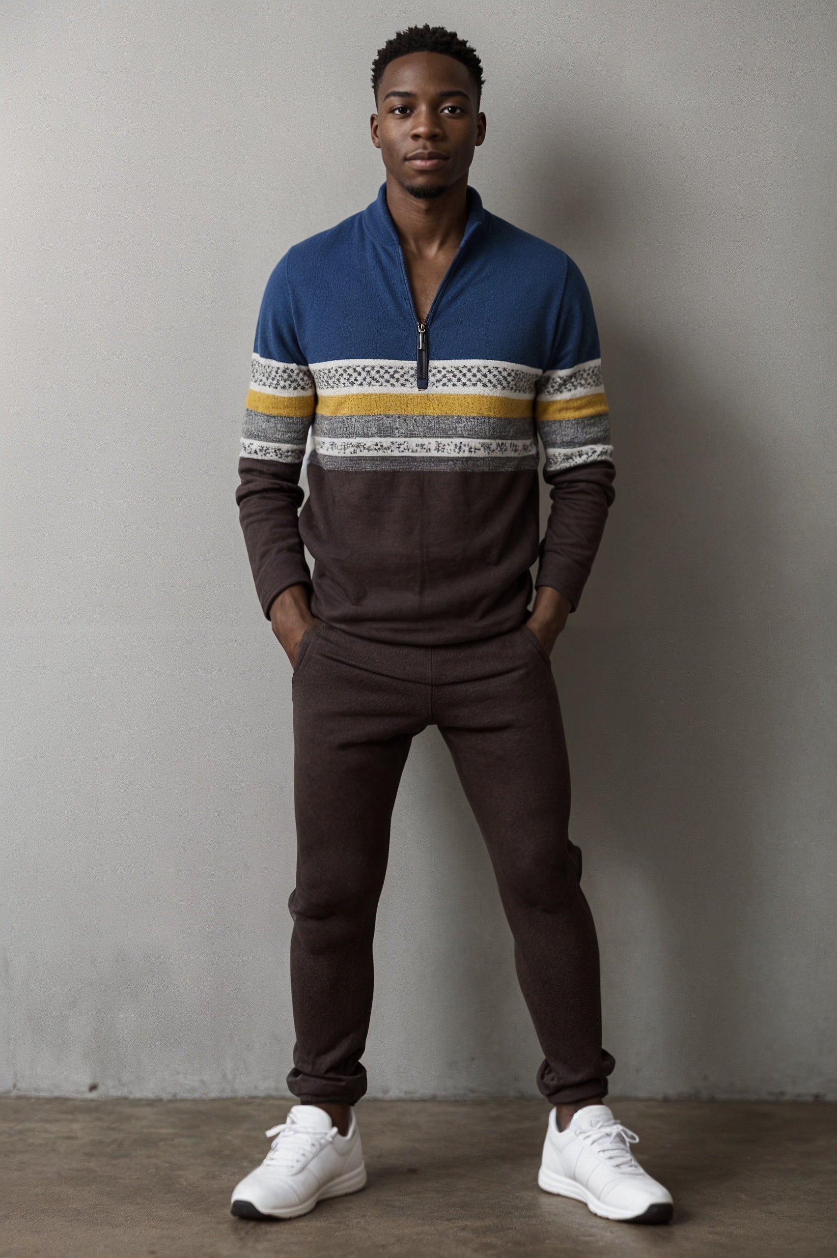 Roan | High-quality sweater with retro pattern