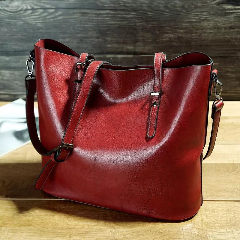 Noreen | Vintage leather shoulder handbag