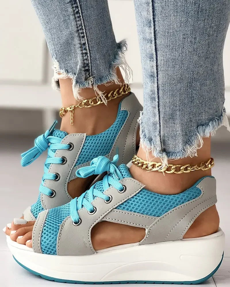 Megan |Sandals with contrasting inserts and lace-up cutouts