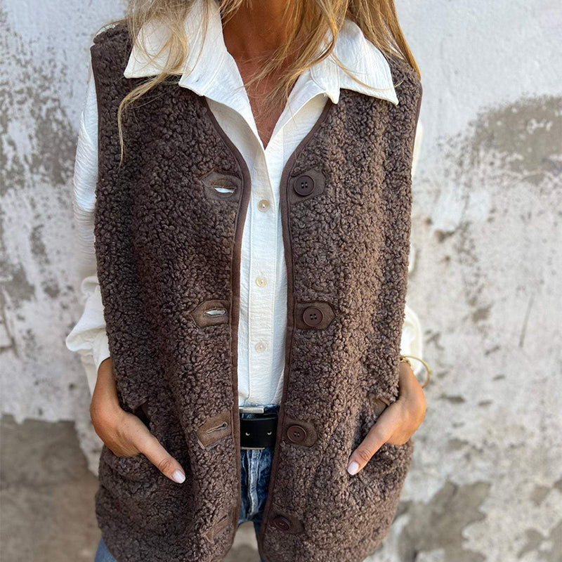 Bella™ - Women's Winter Vest in Soft Wool with Buttons